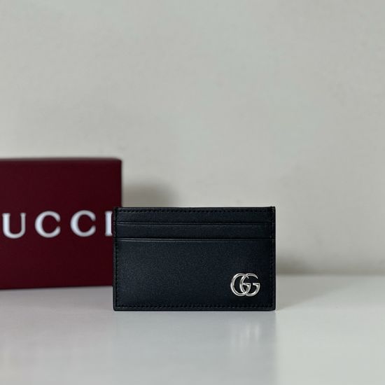 Gucci Leather Small Bag with Silver G 835049