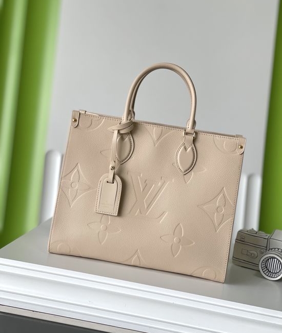 Louis Vuitton LV Onthego Leather Tote Bag M14255