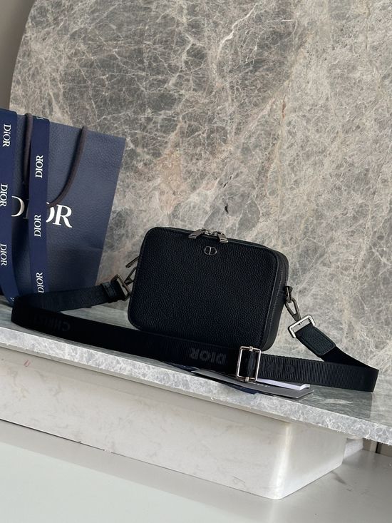 Christian Dior CD Icon Leather Zipper Clutch Bag 93310