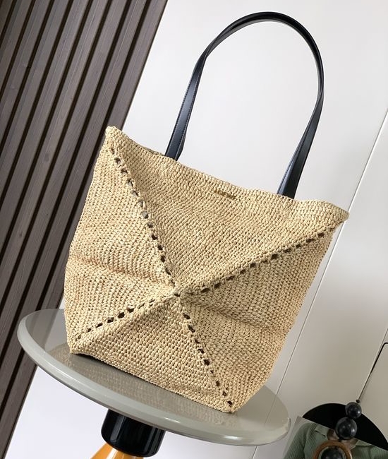 Loewe Puzzle Fold Raffia Handbag 8026