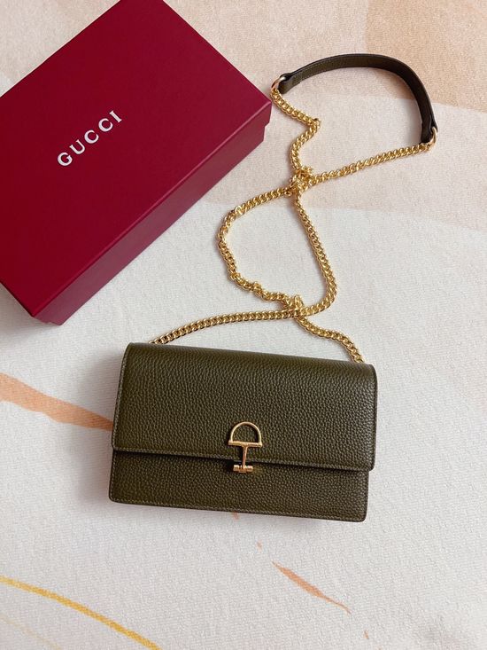 Gucci Chain Wallet 837373
