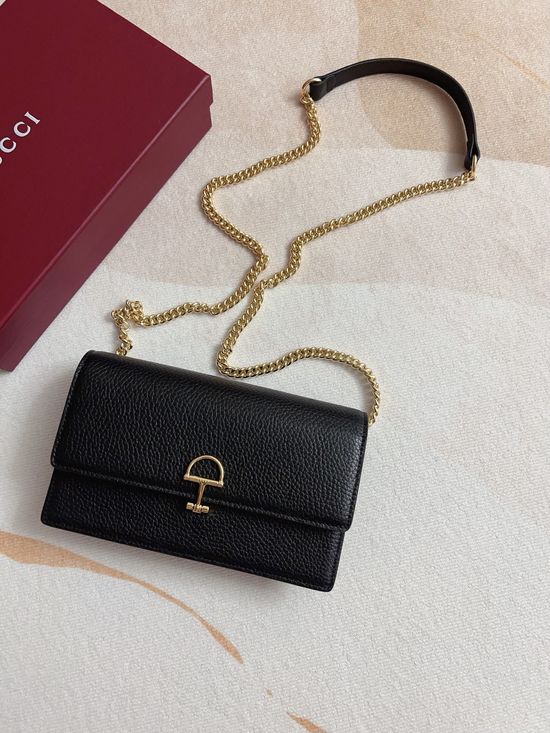Gucci Chain Wallet 837373