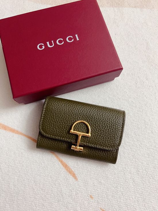Gucci Premium Leather Card Holder 828148