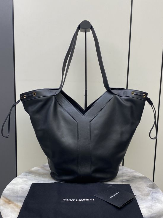 Yves Saint Laurent Y Leather HOBO Large Handbag 833160
