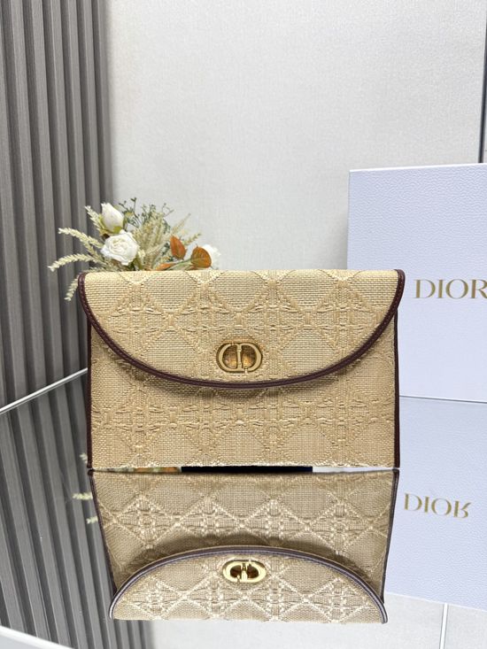 Christian Dior 30 Montaigne Avenue Flap Clutch
