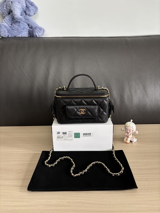 Chanel Pocket Box Bag Grained Calfskin A96023