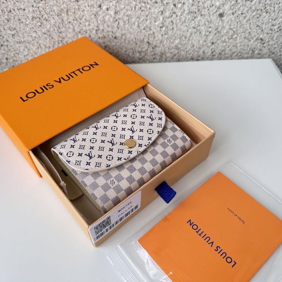 Louis Vuitton Wallet Monogram Pattern Cowhide Leather M25745