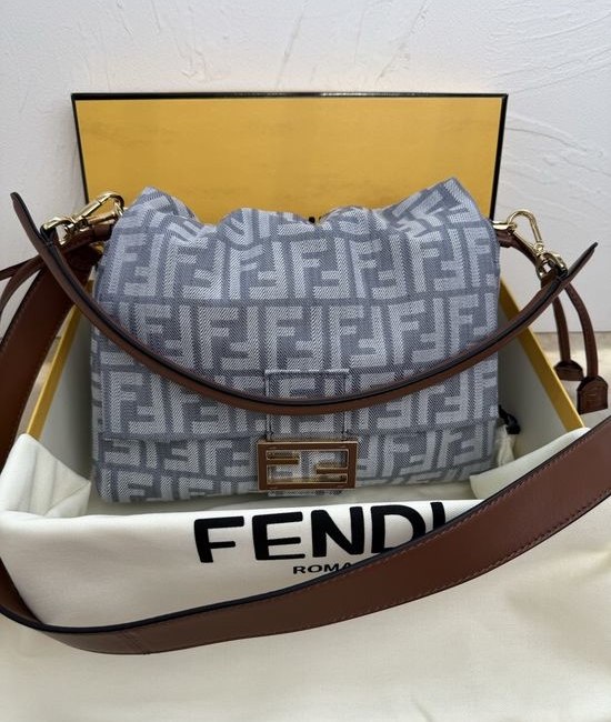 Fendi Mamma Baguette Medium Jacquard Handbag 8833