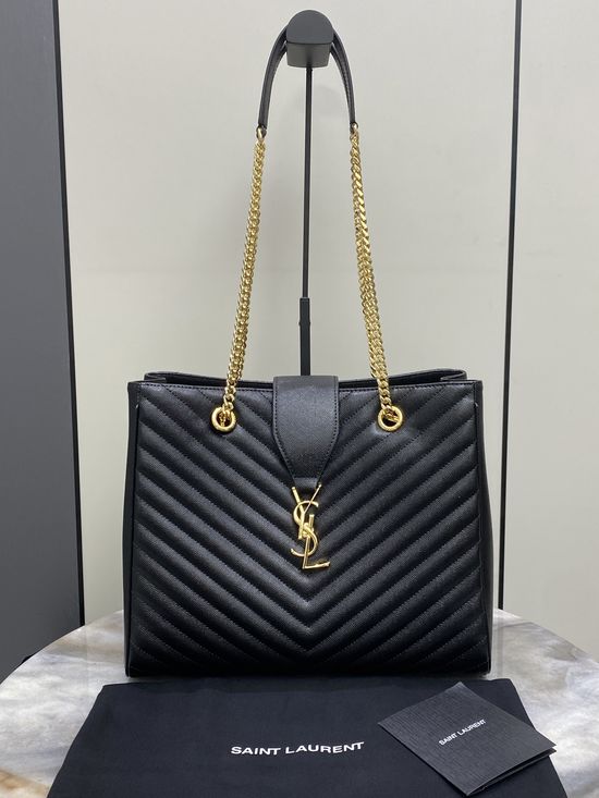 Yves Saint Laurent Caviar Grain Shopping Tote Bag 668900