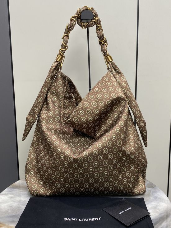 Yves Saint Laurent Chain Shopping Bag Medallion Jacquard 834750