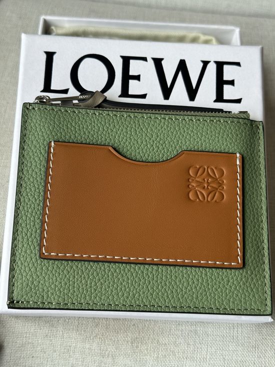 Loewe Black Rosemary Green Card Holder A02