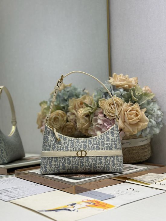 Christian Dior 30 Montaigne Mini Shoulder Bag 2381