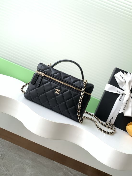 Chanel Lambskin Chain Clutch Bag AP4485
