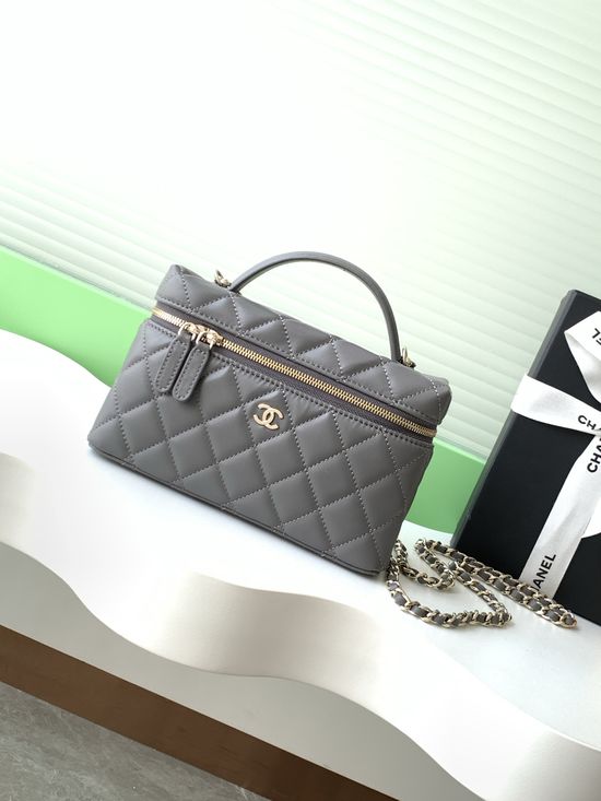 Chanel Lambskin Chain Clutch Bag AP4485