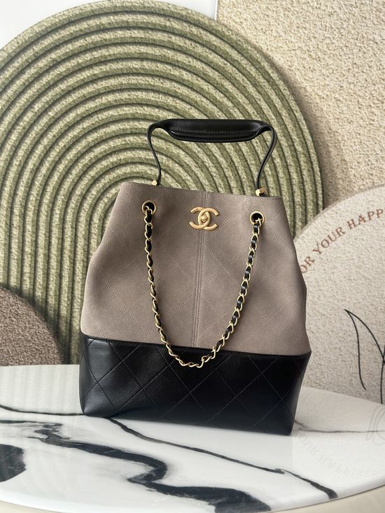 Chanel 25A Metiers d Art Calfskin Handbag 3356