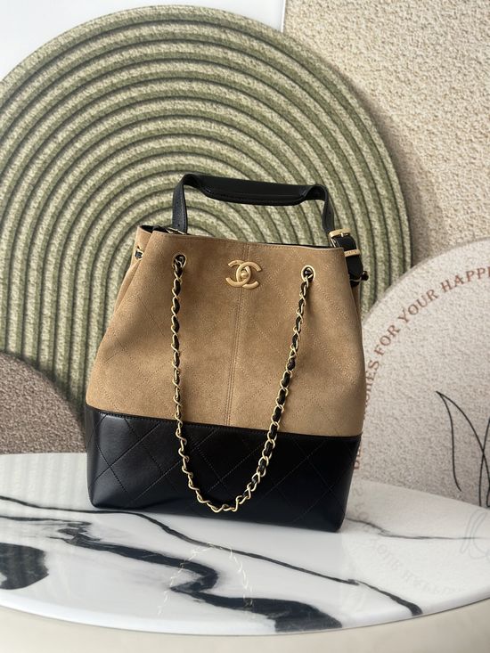 Chanel 25A Metiers d Art Calfskin Handbag 3356