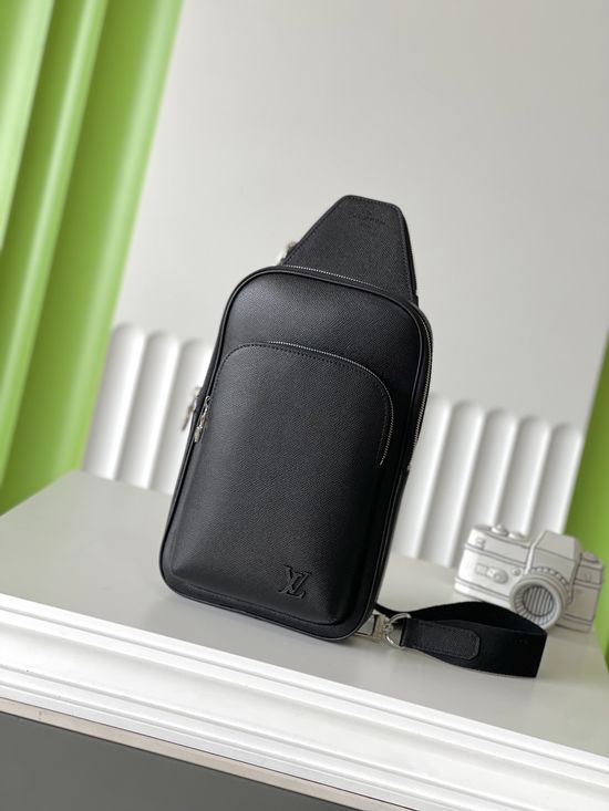 Louis Vuitton Shoulder Bag M30863