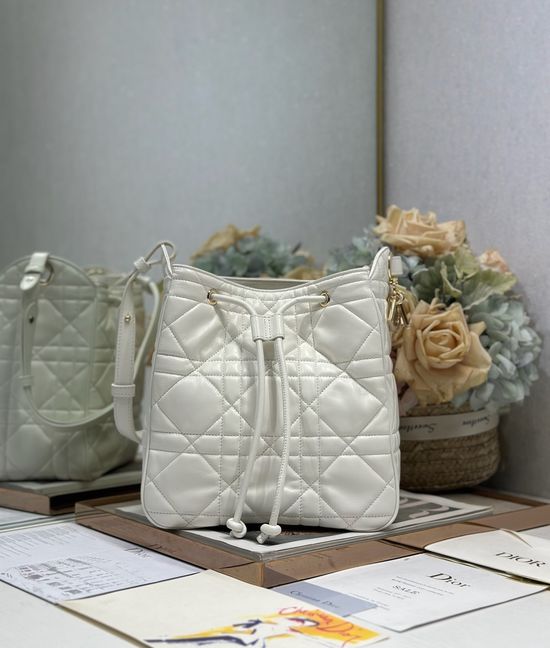 Christian Dior D-Motion White Medium Handbag 2852