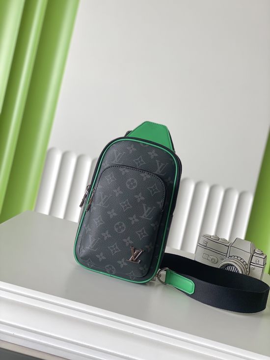 Louis Vuitton Monogram Shoulder Bag M25891