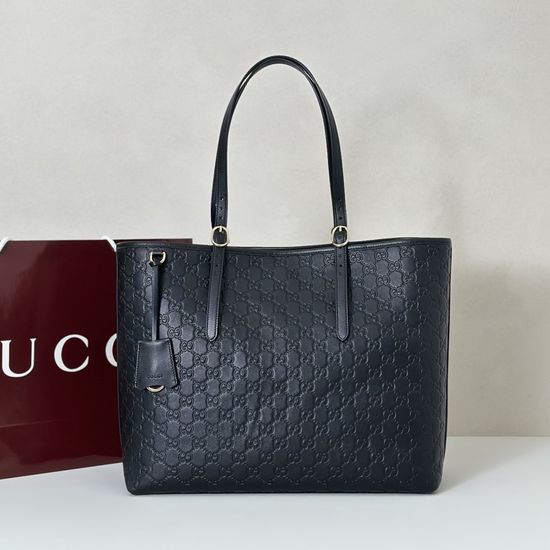 Gucci Embossed Leather Tote Bag 847455