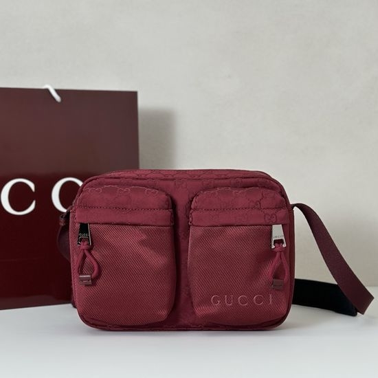 Gucci Canvas Shoulder Bag 834475