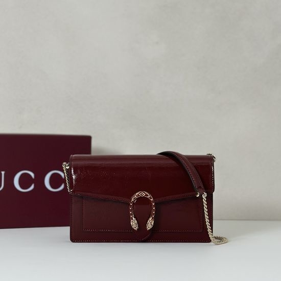 Gucci Burgundy Patent Leather Crossbody Bag 837374