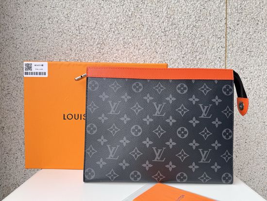 Louis Vuitton Pochet Voyage MM Clutch Bag M26031