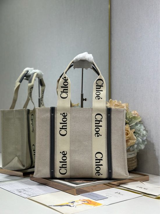 Chloe Woody Canvas Tote Bag Large Capacity 6690