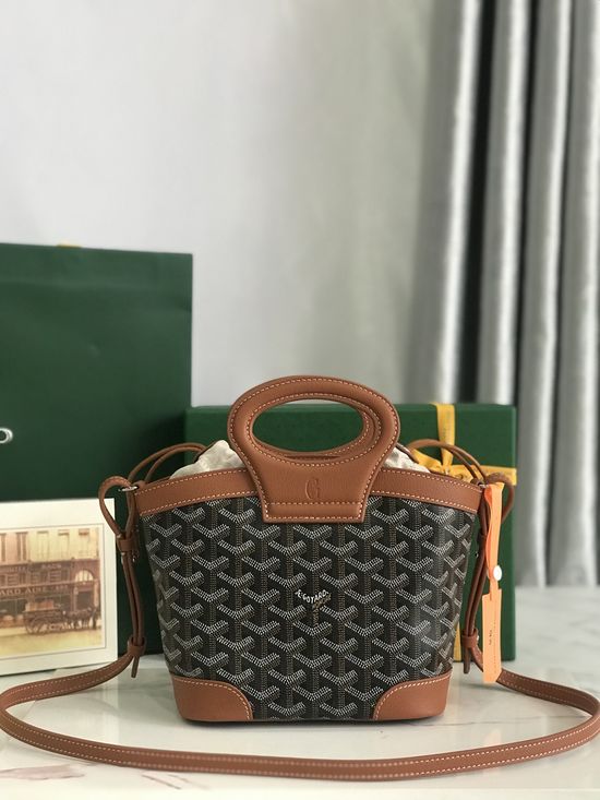 Goyard Drawstring Casual Crossbody Bag 19374