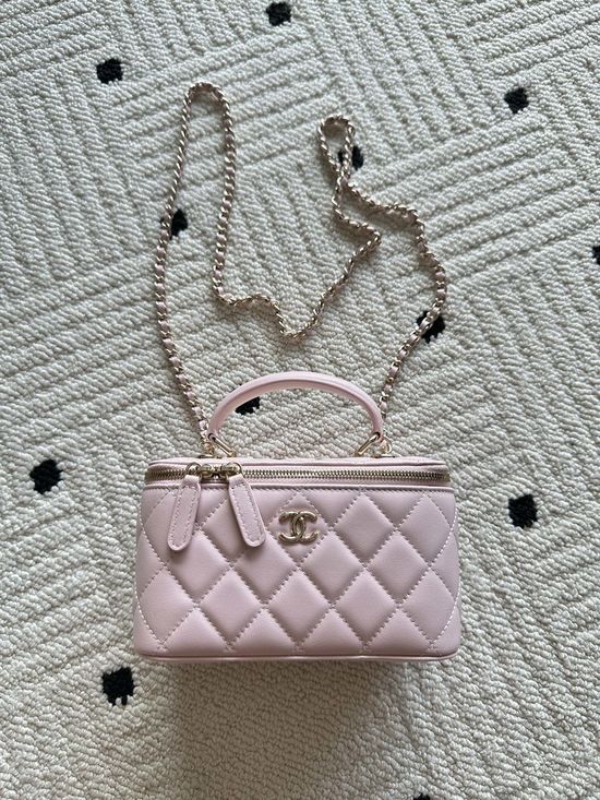 Chanel Classic Lambskin Shoulder Bag AP4272