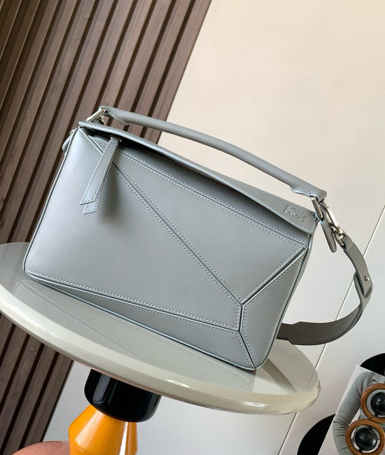 Loewe Puzzle Textured Leather Handbag 9017
