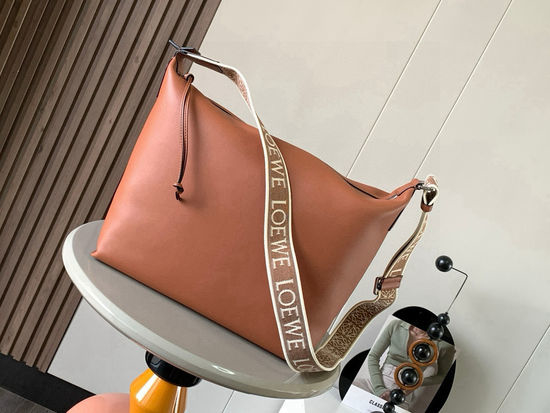 Loewe Cubi Crossbody Bag 9010 Brown