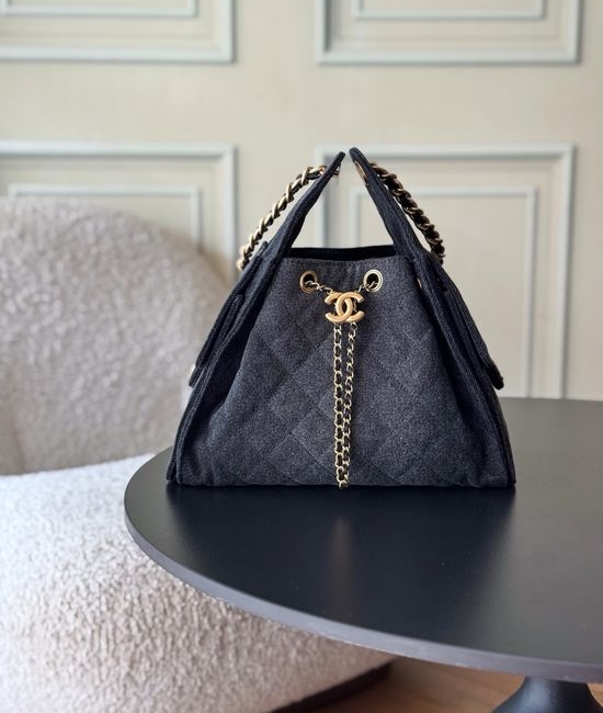 Chanel Hobo Denim Shoulder Bag AS5293