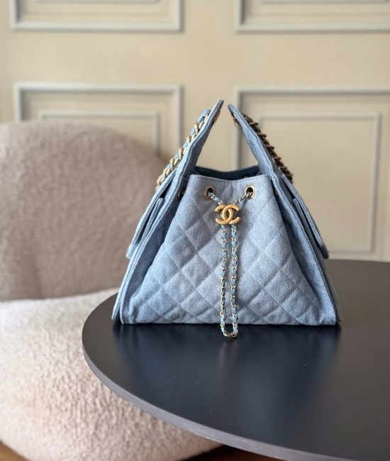Chanel Hobo Denim Shoulder Bag AS5293