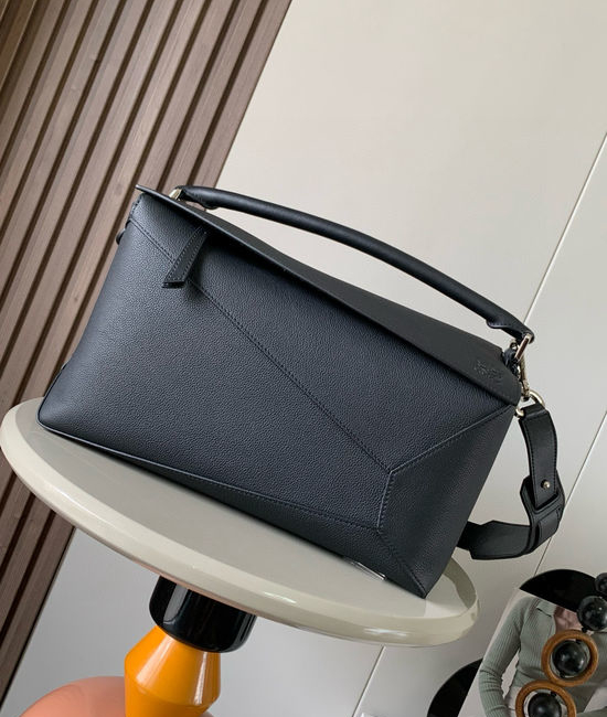 Loewe Puzzle Large Grained Leather Handbag 9054