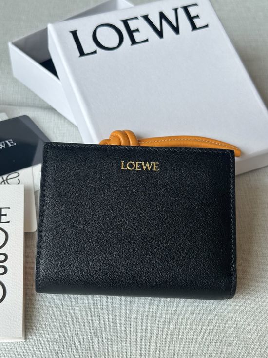 Loewe Knot Short Leather Wallet X1