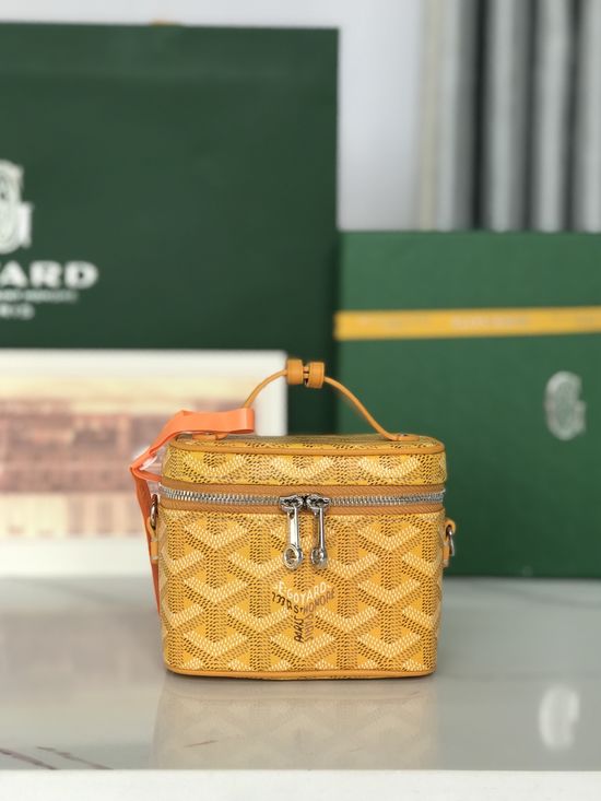 Goyard MUSE NANO Cosmetic Bag 020253