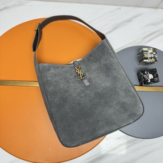 Yves Saint Laurent Smooth Leather Hobo Handbag 753837