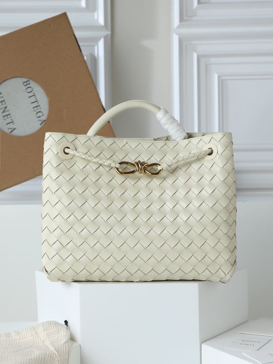 Bottega Veneta Andiamo Classic Woven Handbag 766016