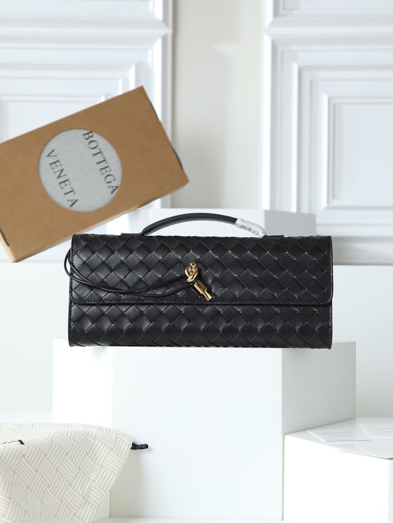 BV Andiamo Evening Clutch Chic and Lightweight 741511