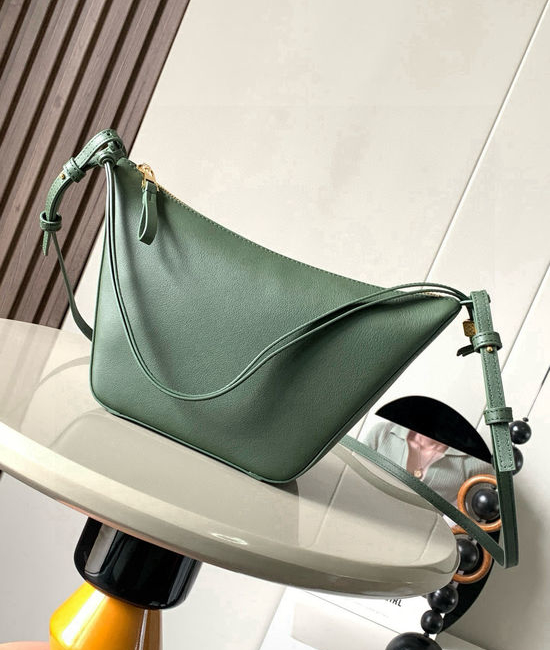Loewe Hammock Hobo Versatile Handbag 9023