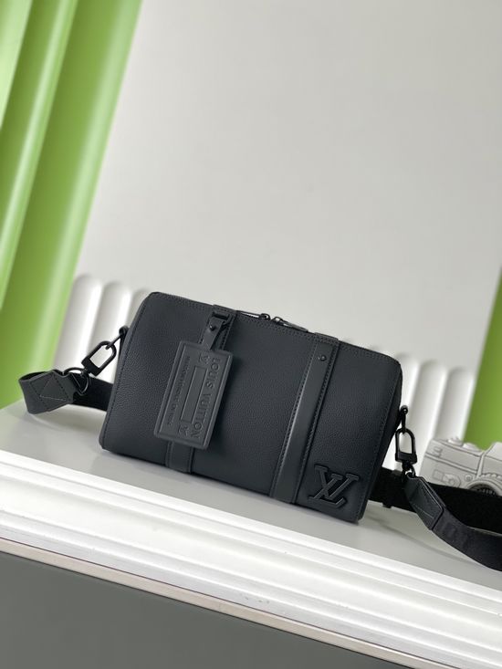 Louis Vuitton CITY KEEPALL Leather Handbag M59255