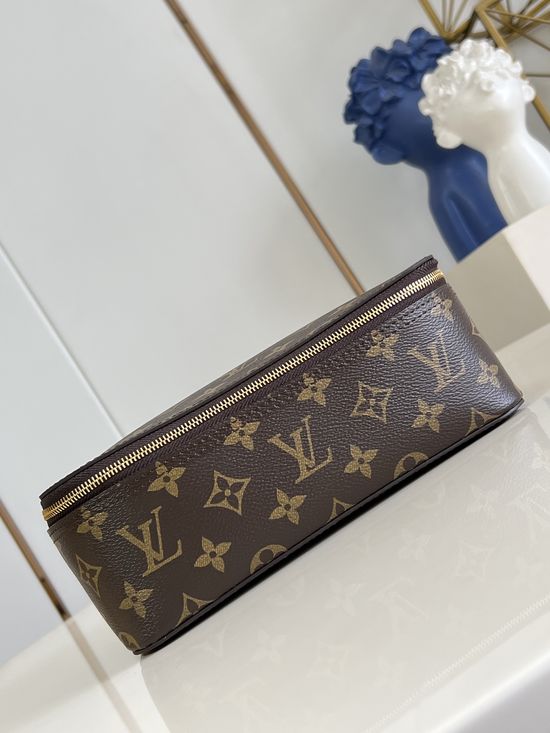 Louis Vuitton Monogram Packing Cube Medium Bag M43689