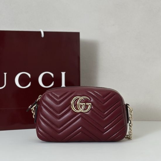 Gucci Elegant Handbag Anchor Red 855273