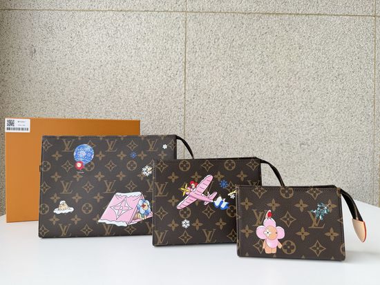 Louis Vuitton Trio Pouch Vivienne Adventure M15357