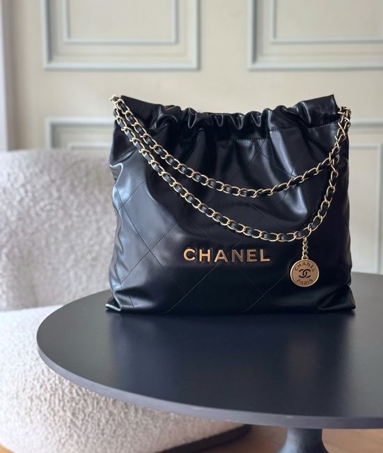 Chanel 22 Bag Calfskin Casual Tote 3261