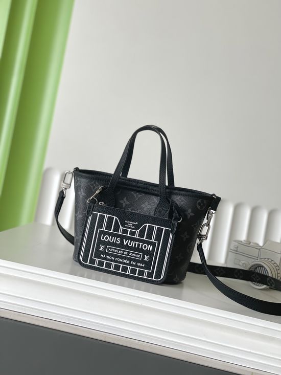 Louis Vuitton Neverfull Mini Shopping Tote M15210
