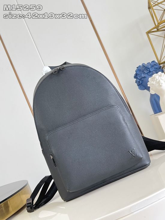 Louis Vuitton Discovery Work Backpack Large Capacity M15259