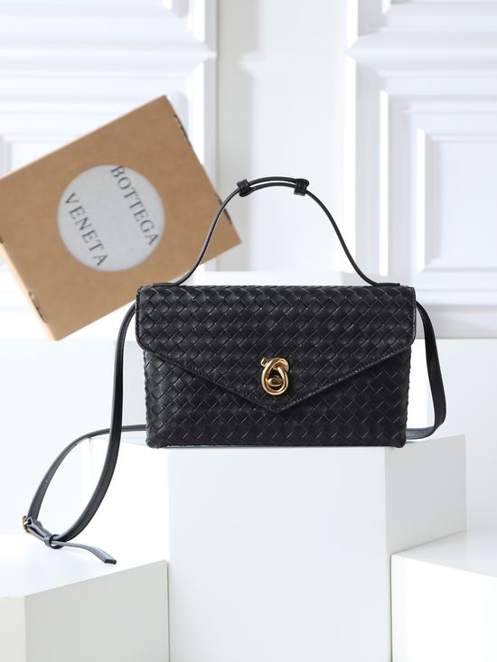 Bottega Veneta Knot Lock Woven Bag 817191