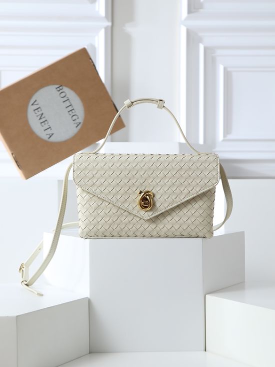 Bottega Veneta Knot Lock Woven Bag 817191